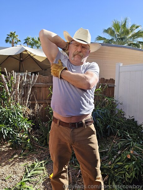 Concretecowboy model top pictures