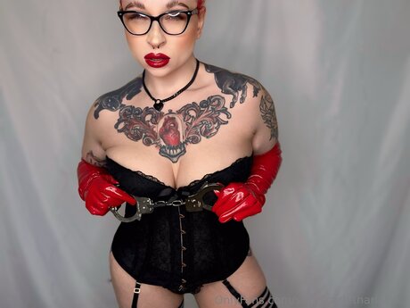 Yourscarletharlotxxx pornstar beautiful photos