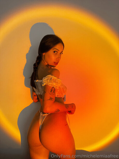 Itssmiiaahfree star pretty image