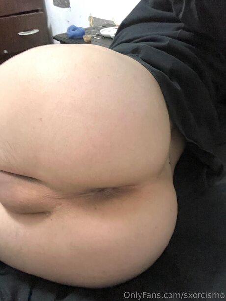 Sxorcismo naked model img