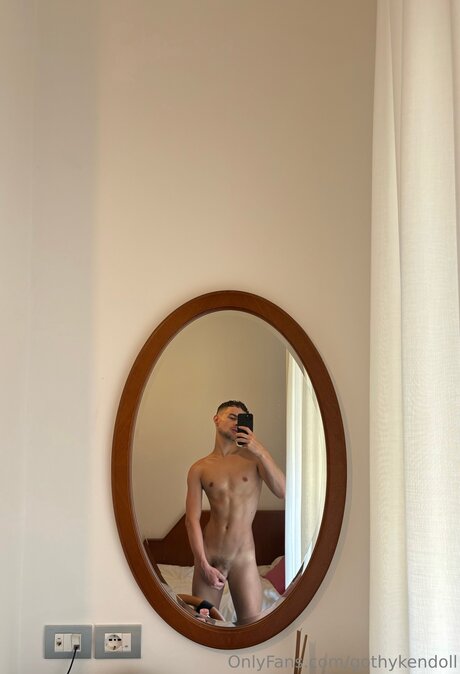 Gothykendoll star erotic galleries