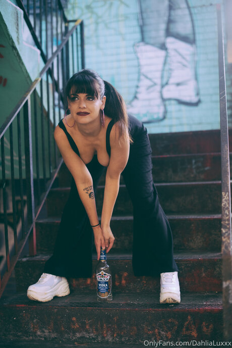 Dahlialuxxx model nice archive