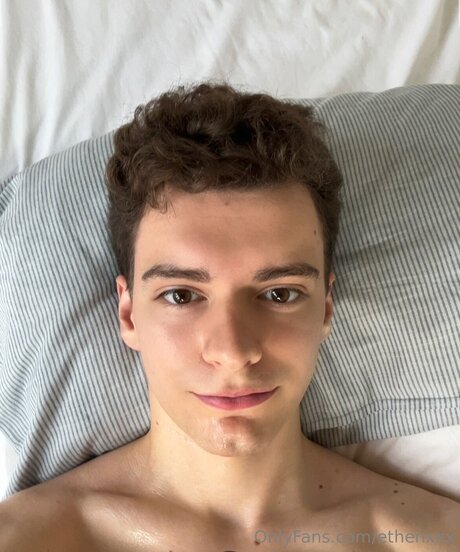 Ethenxxx model photos