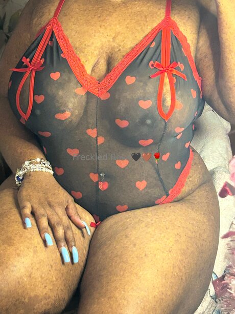 Freckledfantasy5 sexy star photo