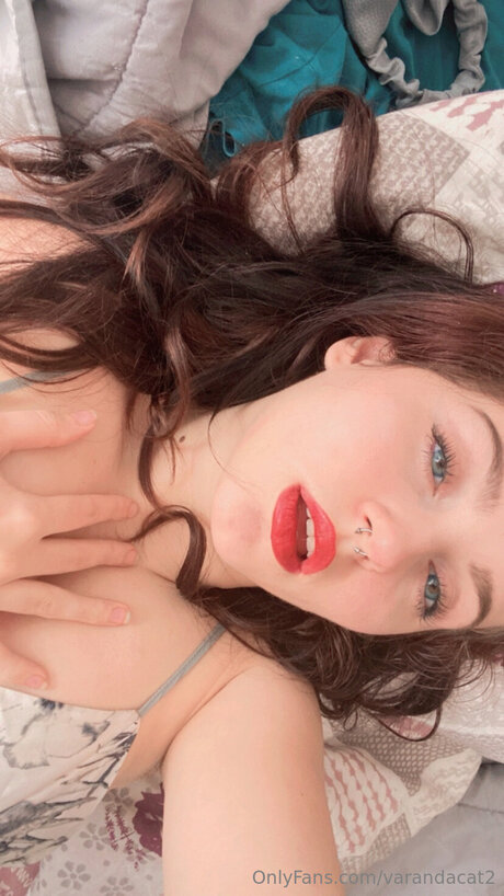 Callmevaranda2 sex pornstar img