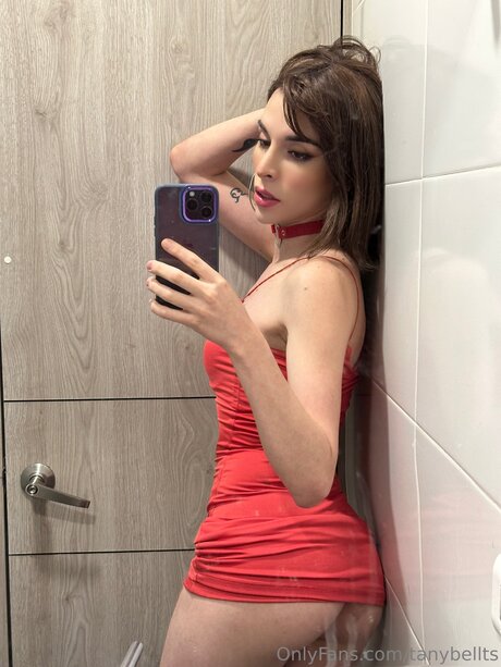 Tanybellts model nudes photos