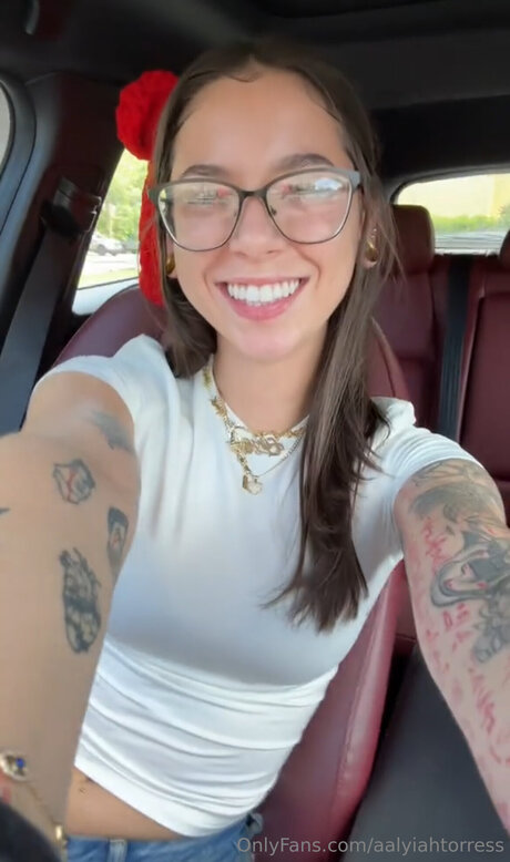 Aalyiahtorress beautiful model archive