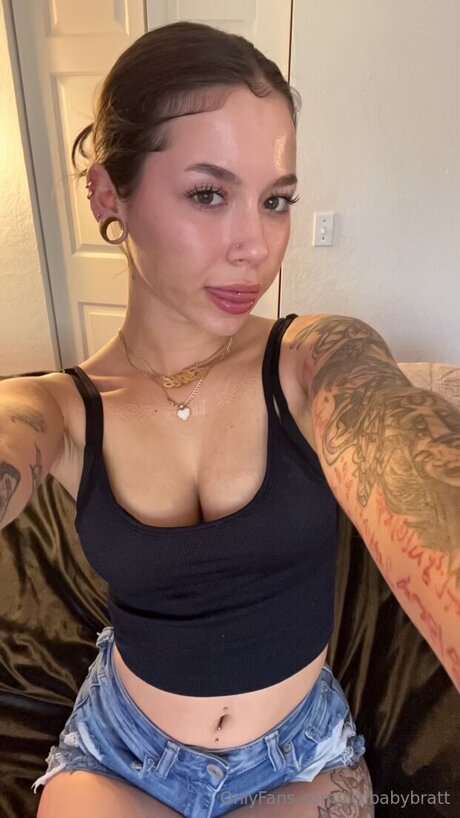 Aalyiahtorress pornstar free picture