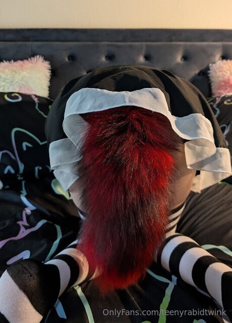 skinny blonde onlyfans nude pictures