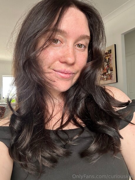 Curiouskiki top model image