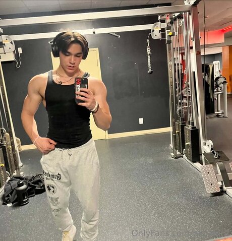 gym shorts onlyfans hd pic