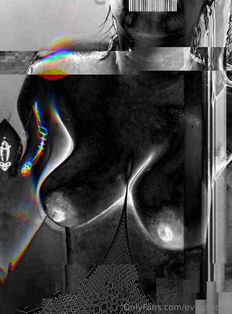 Eviemoons model sex gallery