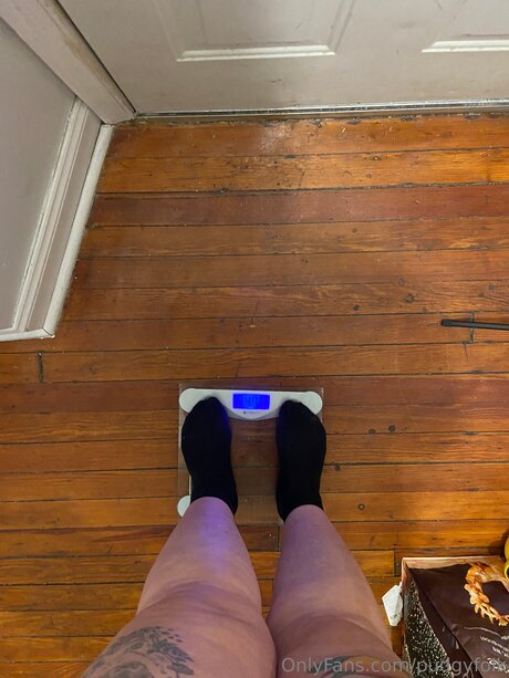 Pudgyfolk beautiful model photos