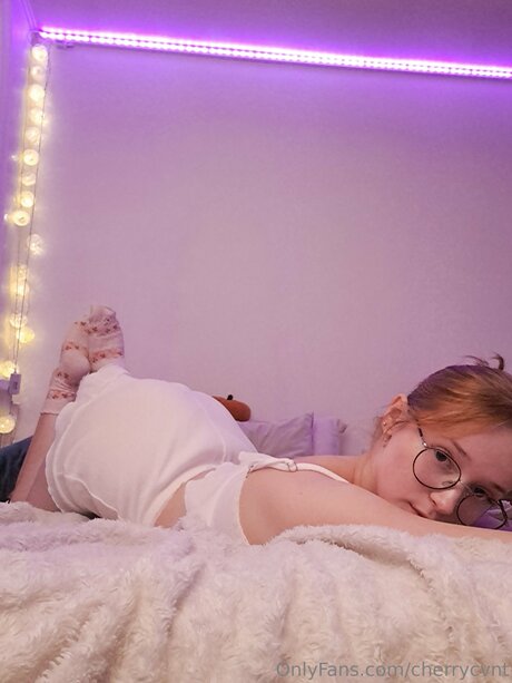 light onlyfans erotic images