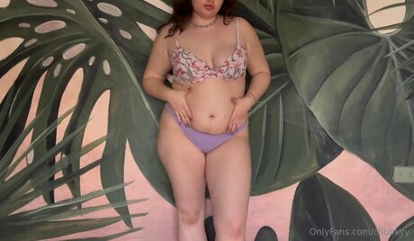 Chubkyy pornstar pretty pics
