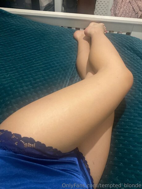 Tempted Blonde pornographic actress photos