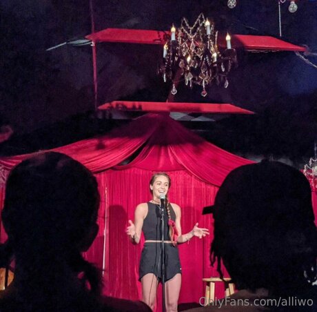 Alliwo model xxx image