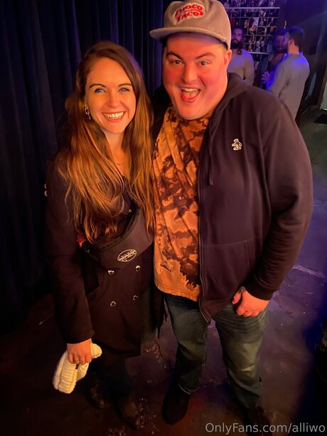 amateur swinger onlyfans naked picture