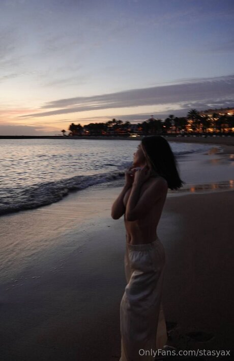 Stasyax model hot photos