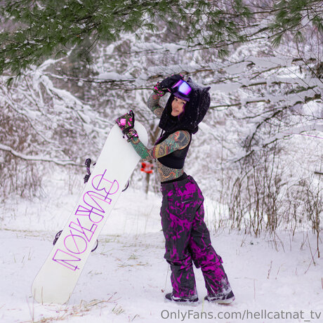 Hellcatnat Tv high quality actress pics