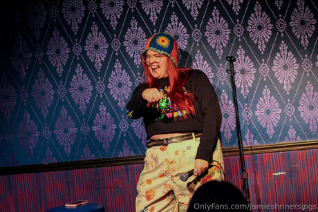 Jamieshrinersings porn actress photo