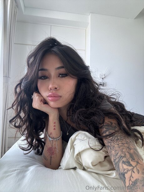 Carrotscake hot star archive