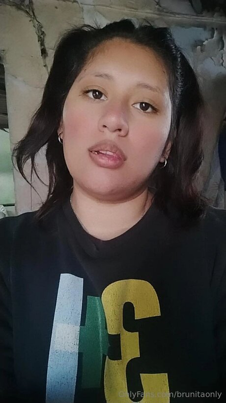Brunitaonly naked star pics