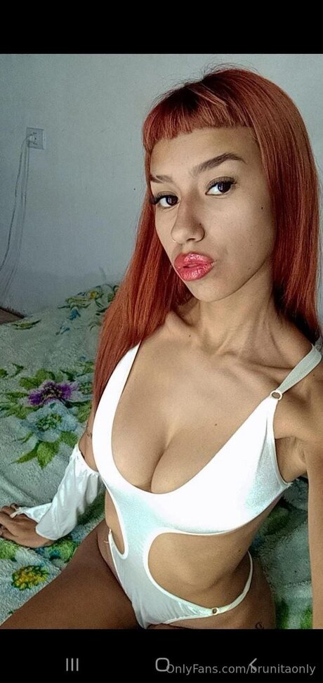 Brunitaonly naked model photos