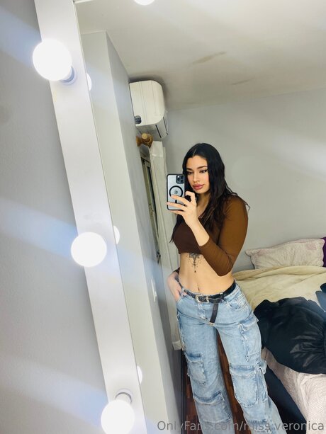 Miss Veronica hot actress images