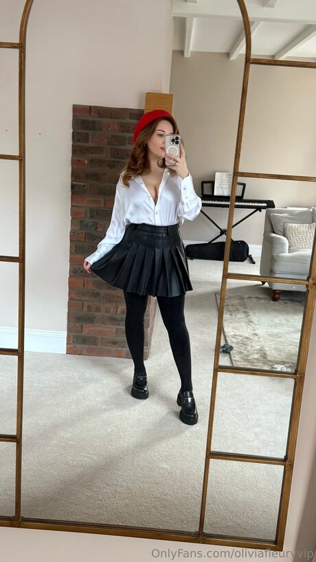 Oliviafleurvvip sex star picture