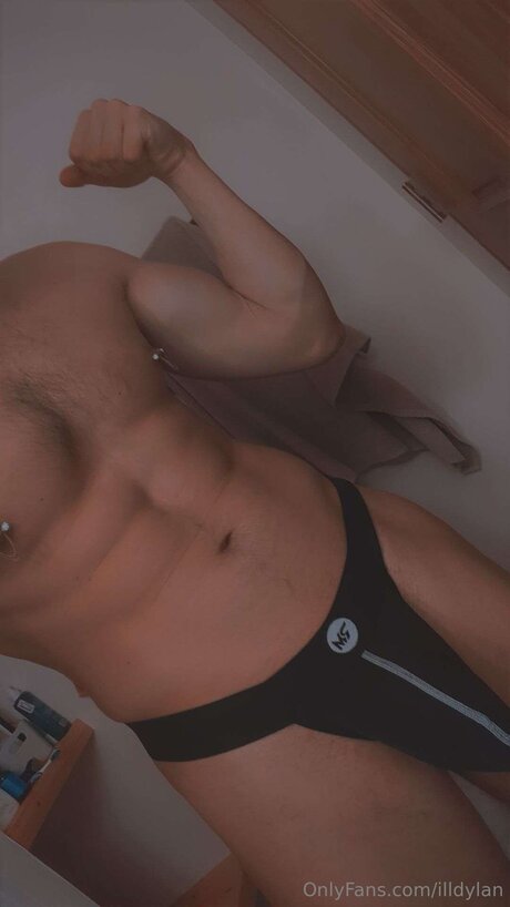 Illdylan adult actress galleries