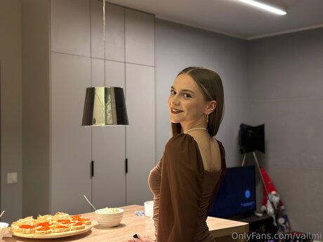 Vallmi sexy star picture