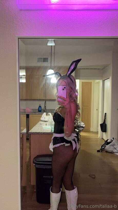 Taliaa B model sex photos