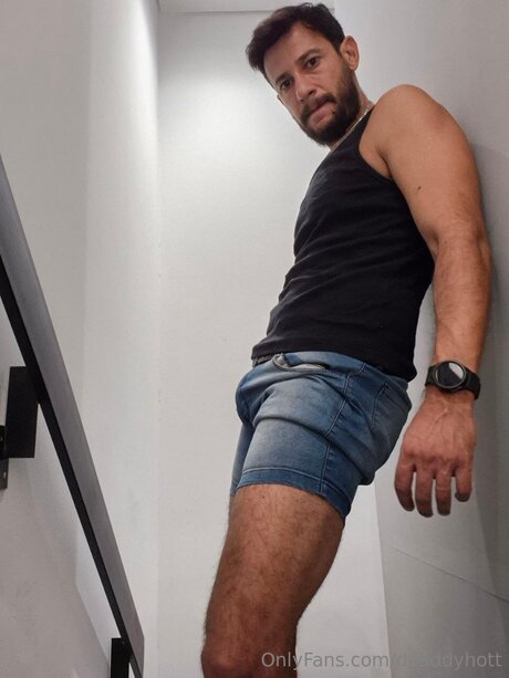 Daaddyhott sexy actress photos