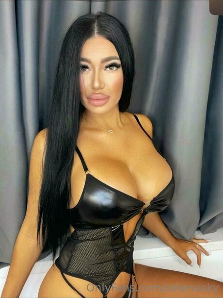 Selenasky xxx model archive