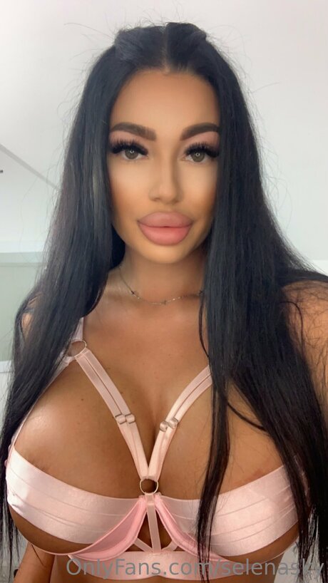 Selenasky exclusive model image