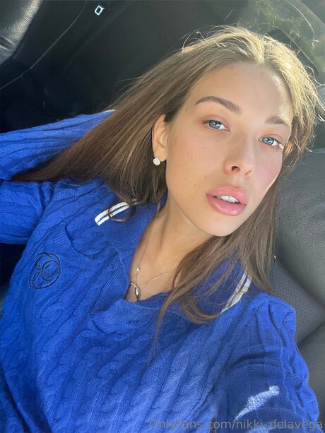 Nikki Delavega star exclusive photos