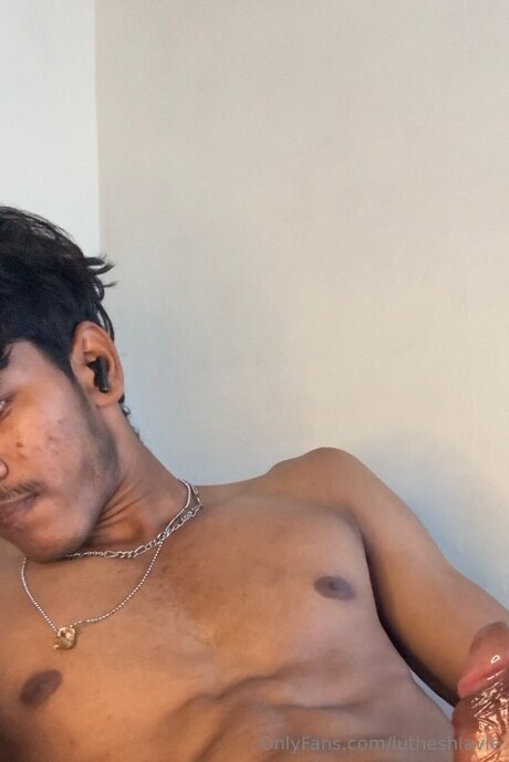 Lutheshlavie high quality actress pics