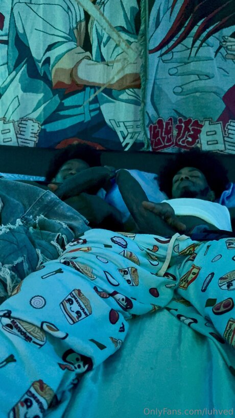 Luh Ved model sexy img