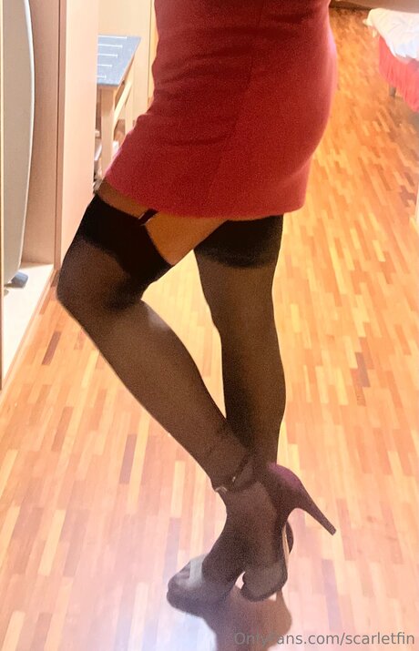 Scarletfin nudes star photo