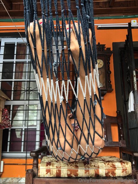 skinny ebony teen onlyfans beautiful naked images