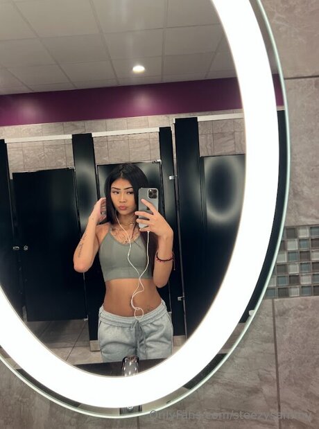 Steezysammy model naked pictures