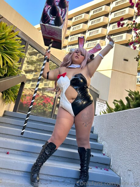 J Junni I nude model photos