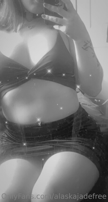 Alaskajadefree model naked photos