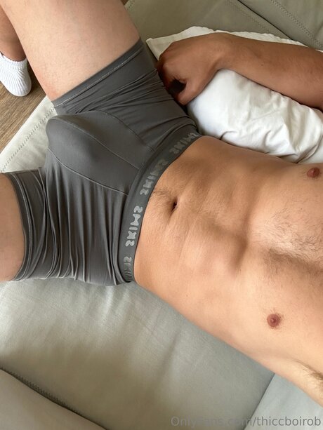 Thiccboirob high quality model photo