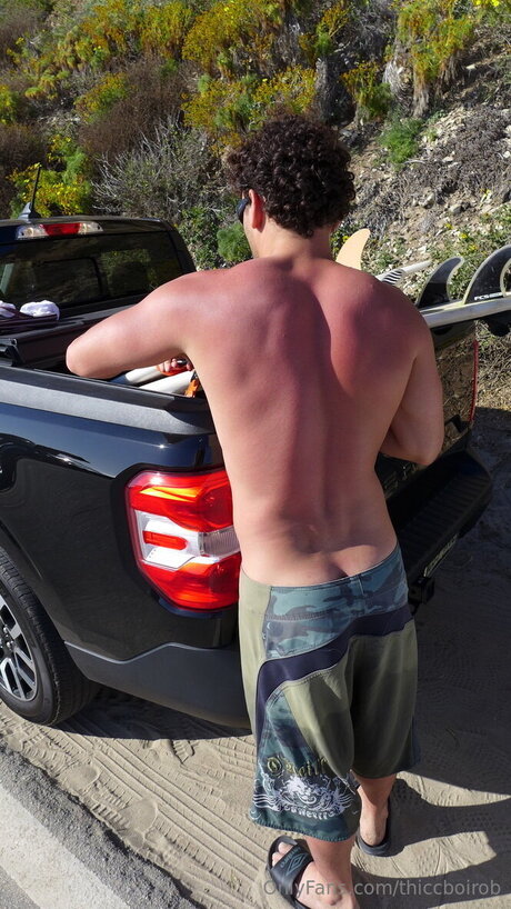 Thiccboirob sex model pictures