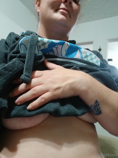 Sunshinemist pretty pornstar photo