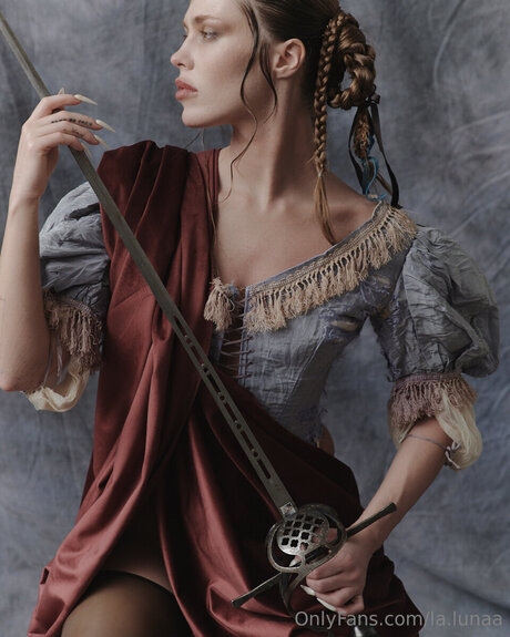 La Lunaa free star pic