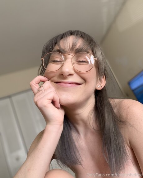 Tinyxashefree model perfect pics