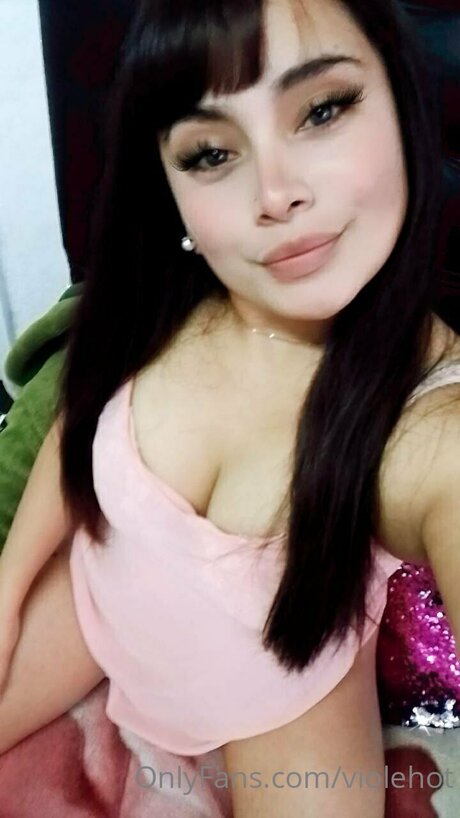 Violehot model nudes archive